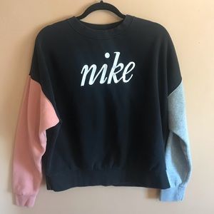 Nike crewneck